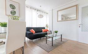 Céntrico y cómodo apartamento con parking privado